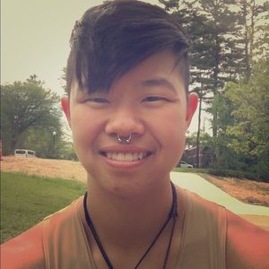 Meet your Posher, Olivia